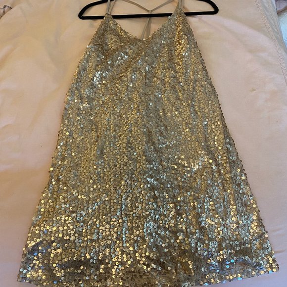 Gold Sequin Party Dress - Picture 3 of 4